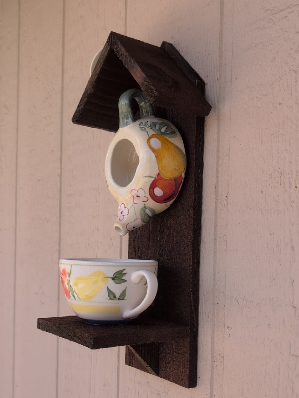 Rustic Wooden Handmade Teapot Bird Feeder Fruit And Flowers - Picture 2 of 16